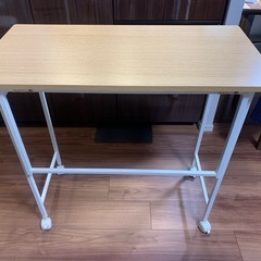 ニトリ　折りたたみ式テーブル
