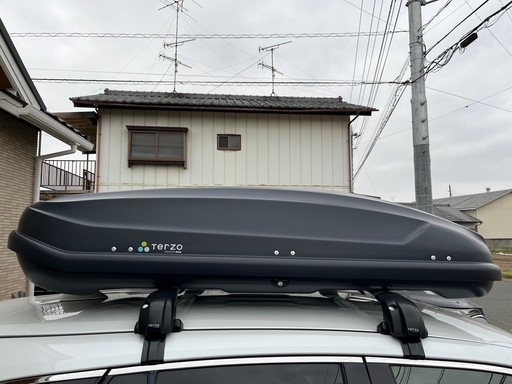 TERZO ルーフボックス ORCA EA420B (塩井公貴) 世良田のキャリア