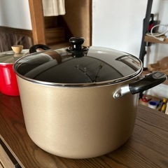 鍋　大きなサイズ