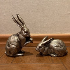 うさぎ　置き物　２つ　金属