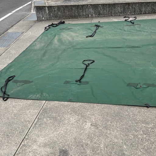 4tトラック荷台のシート