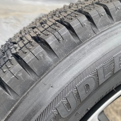 [新品]スタッドレスタイヤホイールセット　145/80R12 エブリィなど軽バンに！の画像