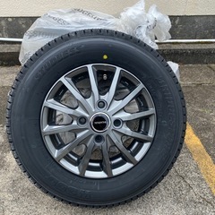 [新品]スタッドレスタイヤホイールセット　145/80R12 エ...