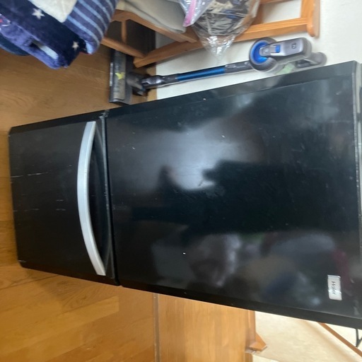 冷蔵庫　　ポット　台