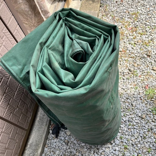 4tトラック荷台のシート