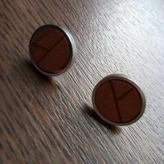 インディアンジュエリー好きな方に♪　木目のピアス