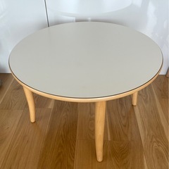 キッズテーブル　大塚家具　秋田木工