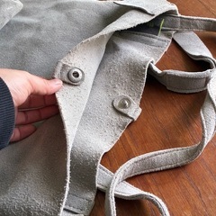 イザリシー　スエード風 グレーサコッシュの画像