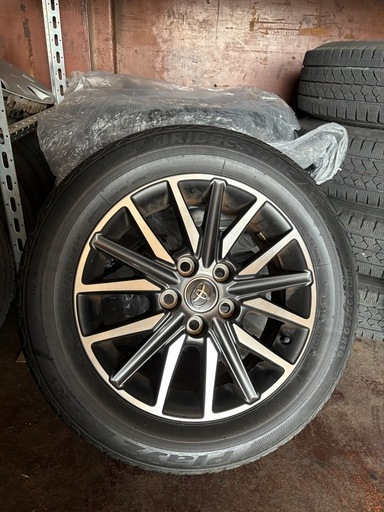 ヴォクシー純正タイヤホイール4本セット