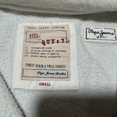 Pepe Jeans パーカー　メンズ　ぺぺジーンズ　ホワイト　アウター　白の画像
