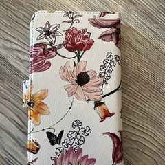 手帳型、花柄のスマホケース　の画像