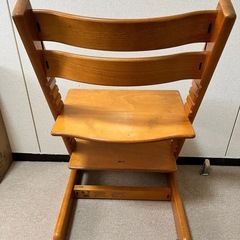 STOKKE イスの画像