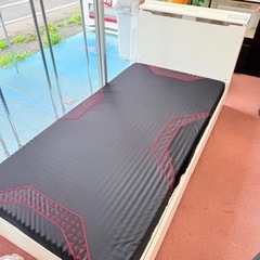 シングルベッド　ホワイト　木製低反発マットレス付き