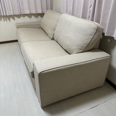 IKEA 3人掛けソファ 布の画像