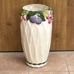 フラワーベース　ポルトガル製　高さ45cm　口径18m　陶器　フルーツ柄　花瓶の画像