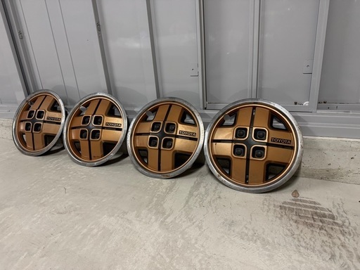 トヨタ　ホイールカバー　旧車