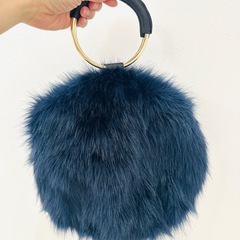 【新品】ファーバック　ハンドバック