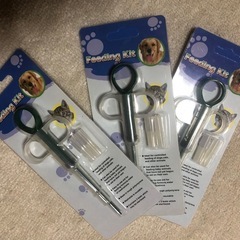新品 Feeding Kit ペットのお薬や餌やり具の画像