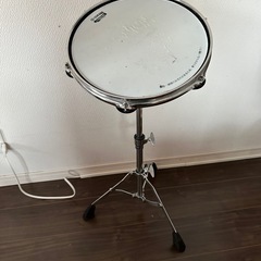 練習用ドラムパットの画像