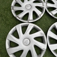 ダイハツ　ホイールキャップ　14インチの画像