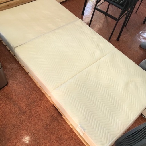 ベッド 三つ折りマットレスすのこセット シングル(税込み)