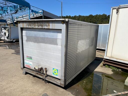珍しい  福岡発1tアルミコンテナシャッター扉タイプ換気口付その他多数 その他