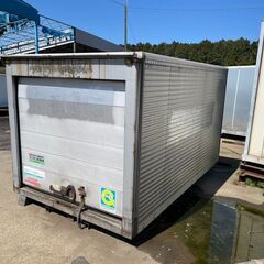 福岡発　1tアルミコンテナ　シャッター扉タイプ　換気口付　その他...