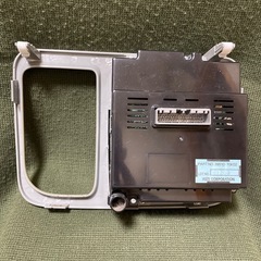 スズキ車エアコンスイッチパネルの画像