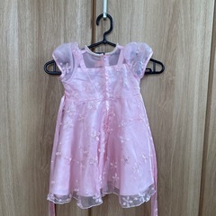 子供用ドレスの画像