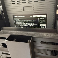 テレビ、テレビ台、ファイアTVセットの画像