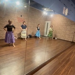 19:00スタートのフラダンスクラス！超初心者の方から参加できます！の画像