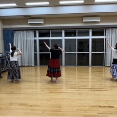 19:00スタートのフラダンスクラス！超初心者の方から参加できます！の画像