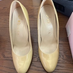 ダイアナ　パンプス　