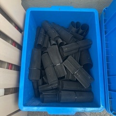 デュビア繁殖用に　鉢底ネット加工品　その他エサ類大量に