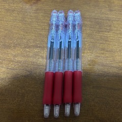 赤ボールペン 45本の画像