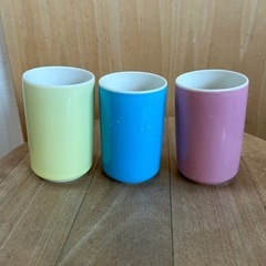 パステルカラー　湯呑み　3色　の画像