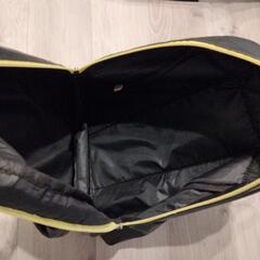 リュック　ミニオン柄　黒　中古の画像