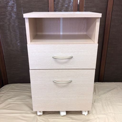 収納家具でも飾り台にぴったり！ (宏則) 速星の収納家具