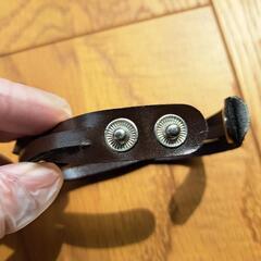 ブレスレット 茶色 三つ編みの画像