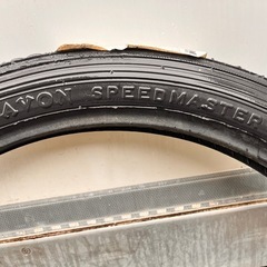 AVON FIRESTONE タイヤ前後セットの画像