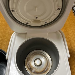  受付者決定済 
炊飯器 3合炊きの画像
