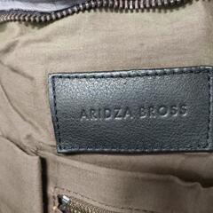 ARIDZA BROSS (アリッサブロス)上質レザーバッグの画像