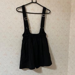 サロペット　スカートの画像