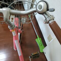 20インチ　子ども用自転車　ピンク　オートライト付きの画像