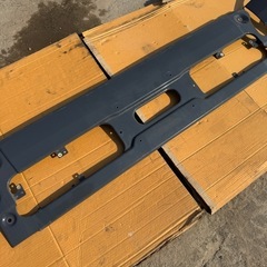 新車外し　クオン　フロントバンパーの画像