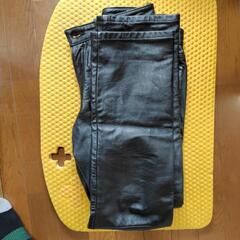 COMME CA DE MOOD MEN レザーパンツの画像