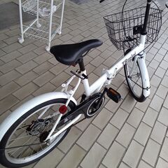 ☆ジモティ割あり☆ 折り畳み自転車 20 ホワイト クリーニング