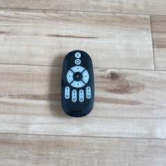 IKEA フロアランプ、間接照明、LED電球（リモコン有り ）の画像