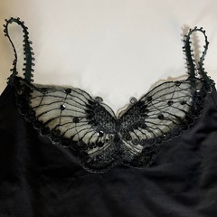 【値下げ！】女性　キャミソール　黒　蝶々🦋デザイン　の画像