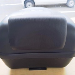 バイク リアボックス トップケース 29L バックレスト付 背もたれ ブラック
の画像